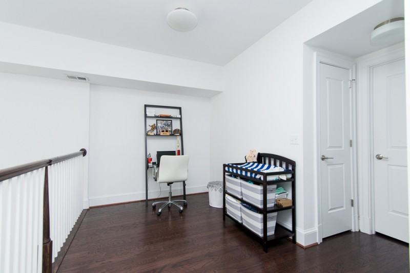 1222 4th St Nw #1 - Photo 4 of 11