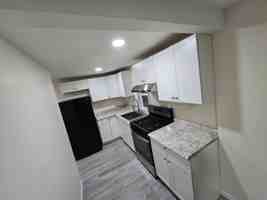 featured image of 134 N Edwards Ct #2LEFT