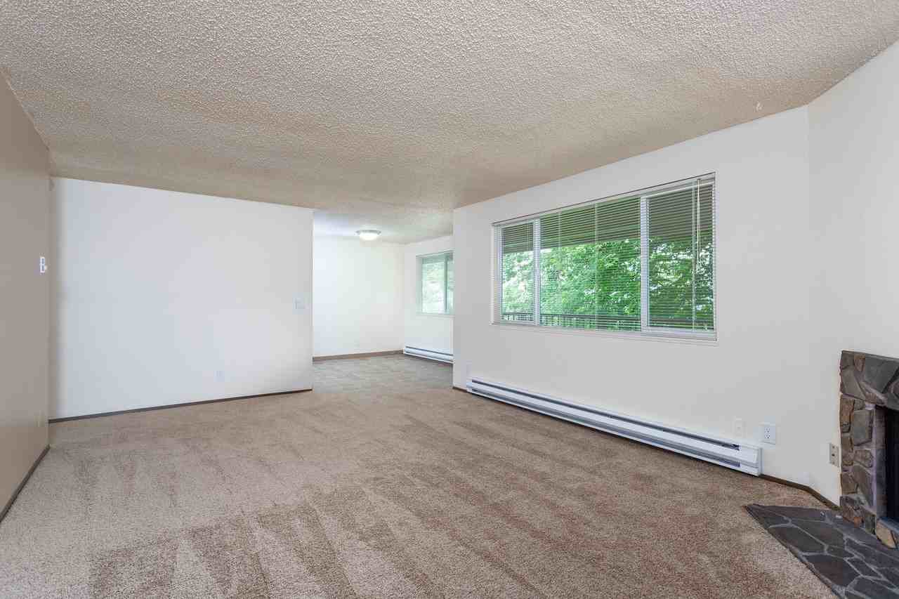 Conestoga Park Apartments - Photo 2 of 6