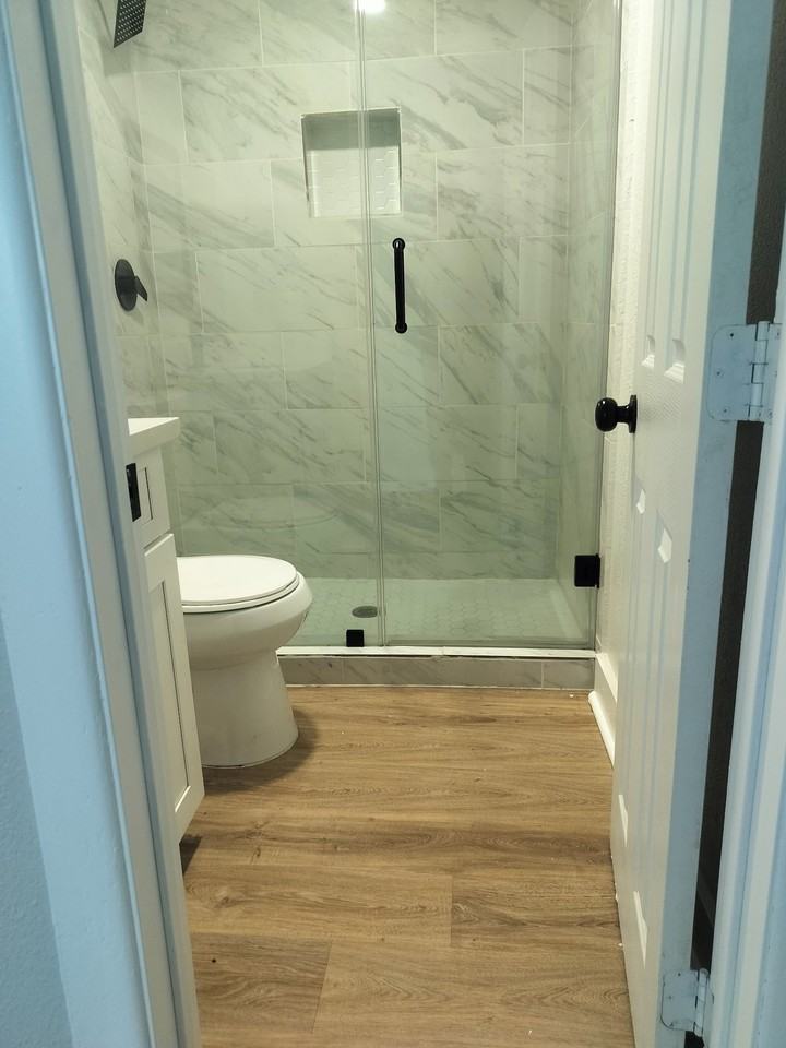 1321 35th St #7 - Photo 4 of 12
