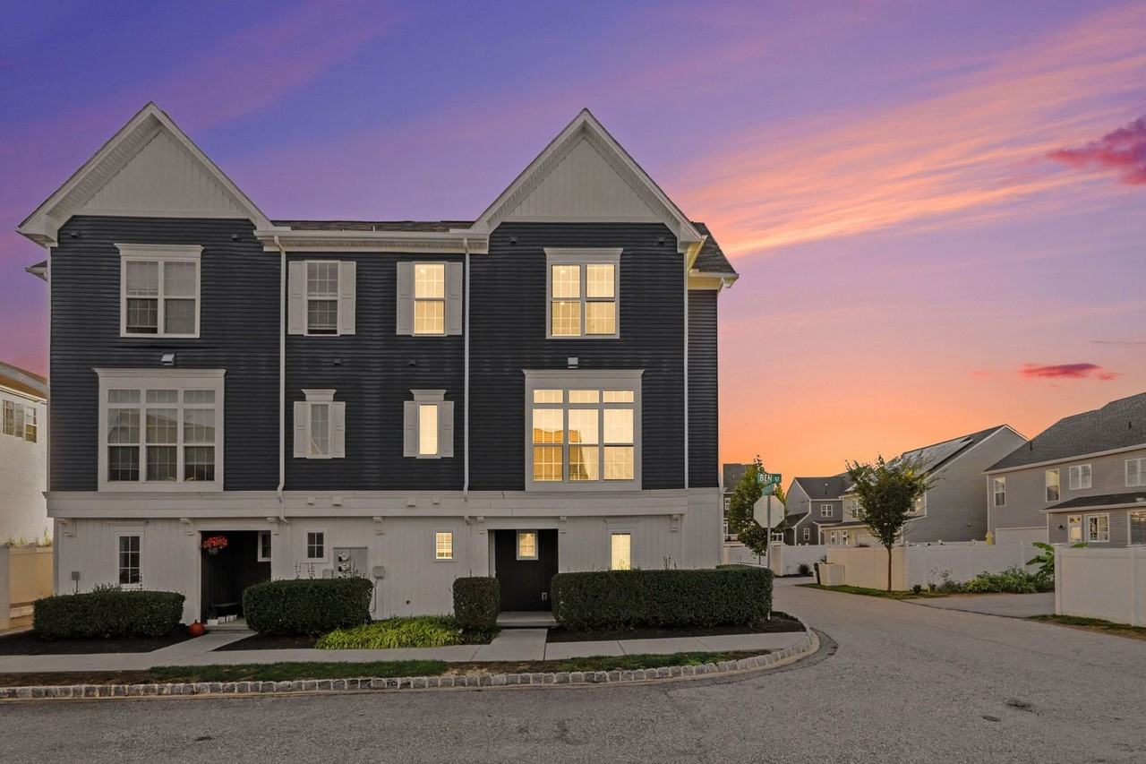 3118 Detweiler Ln