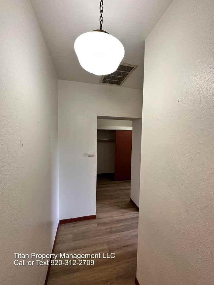 115 West Main Street - Photo 6 of 9
