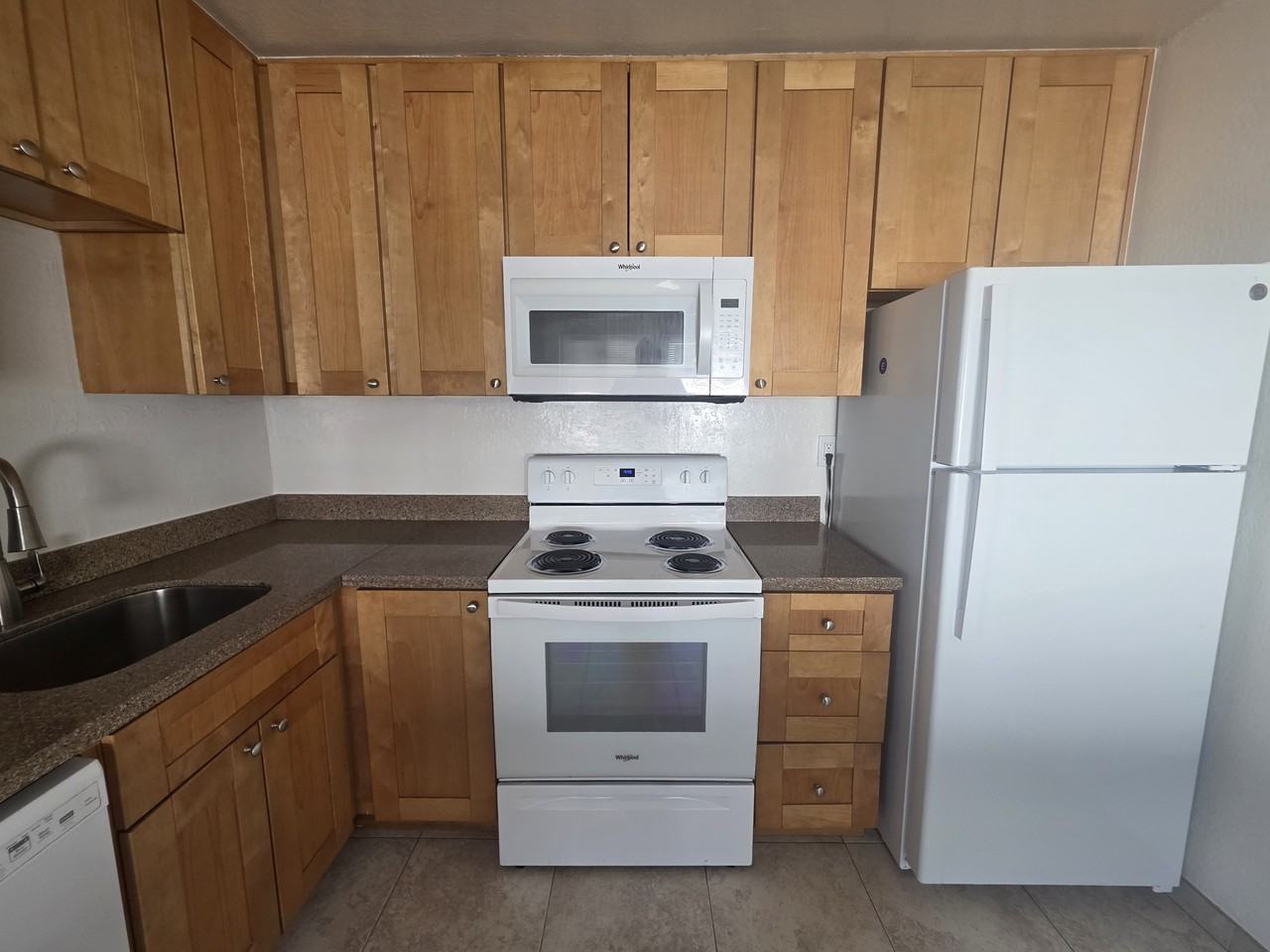 2301 Carlmont Drive - Photo 4 of 12