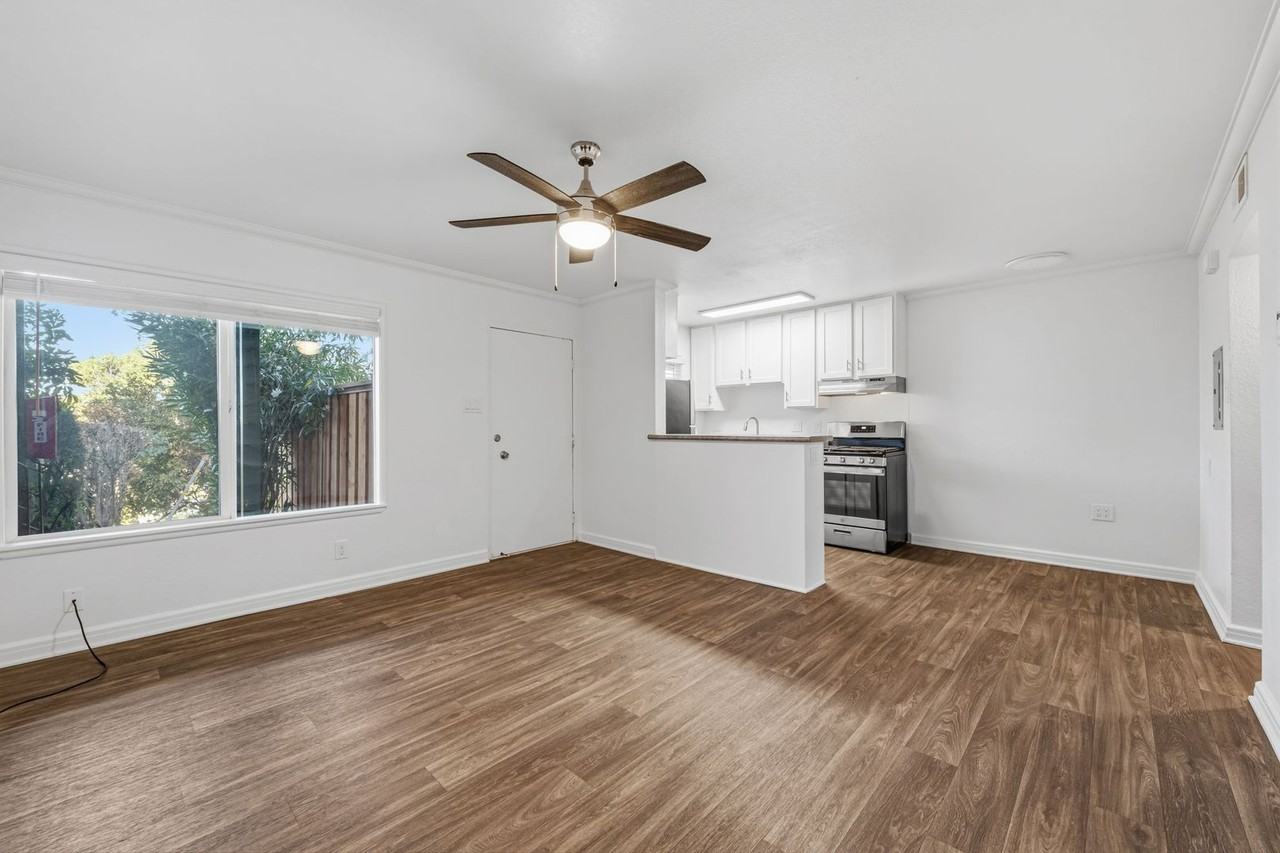 7 Merrydale Rd #2 - Photo 2 of 20