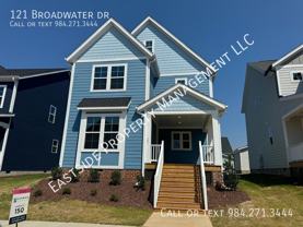 121 Broadwater Dr - Photo 1 of 1