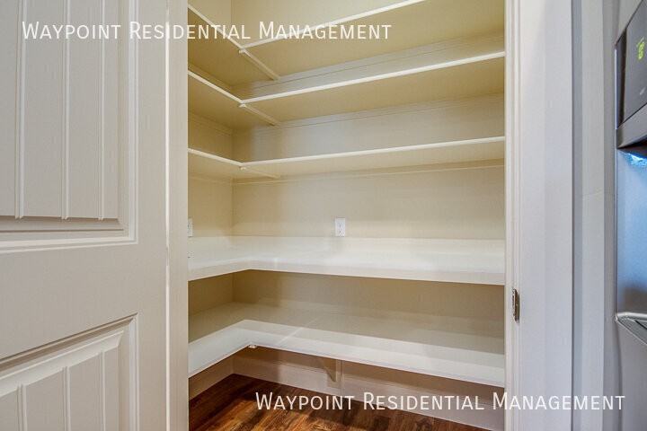 6366 N Mystic Cove Pl - Photo 7 of 31