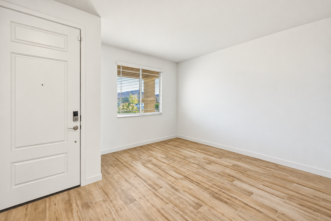 17056 W Red Bird Rd - Photo 4 of 32
