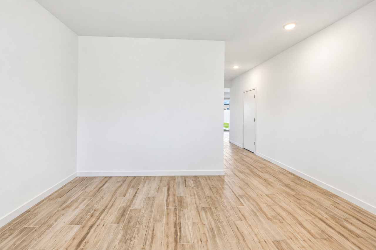 17056 W Red Bird Rd - Photo 5 of 32