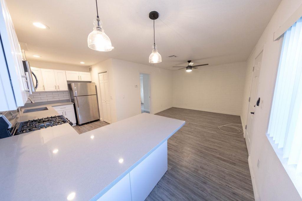 6725 East Earll Drive - Photo 5 of 21
