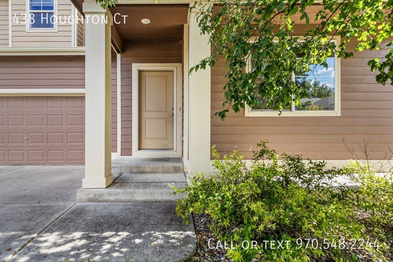 438 Houghton Ct - Photo 2 of 42
