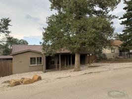 featured image of 122 Nob Hill Dr