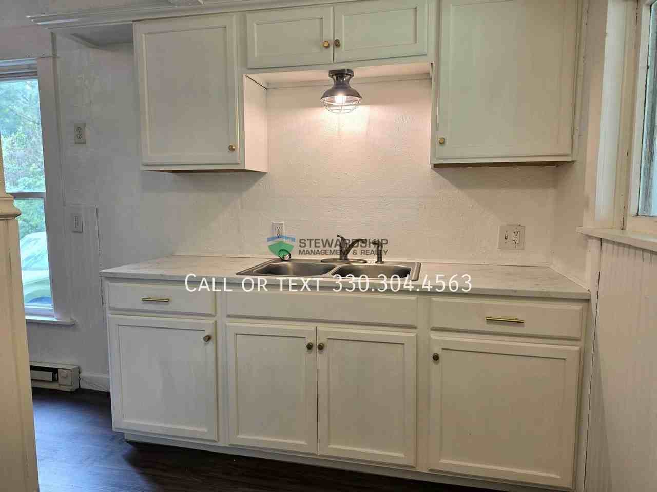 2823 Columbus Rd Ne - Photo 5 of 25