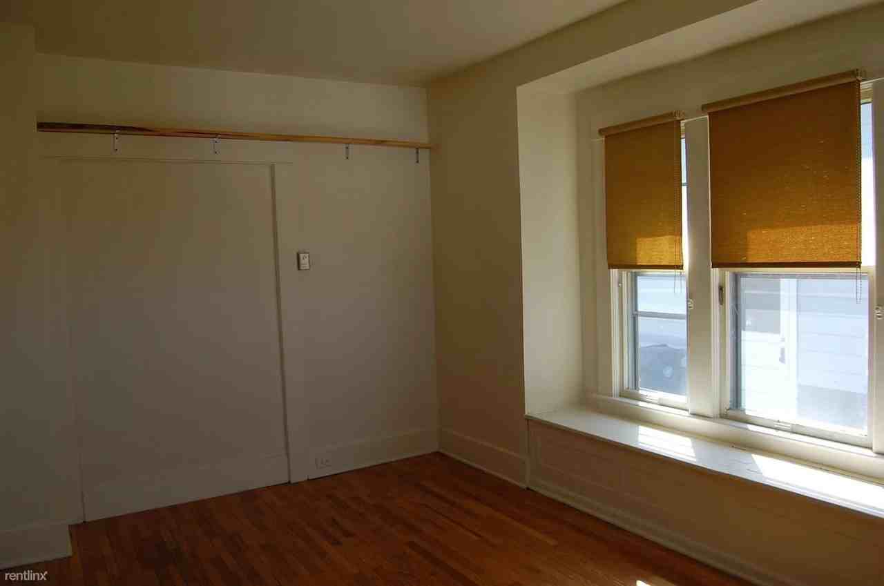 115 Adams Ave #1 - Photo 7 of 20