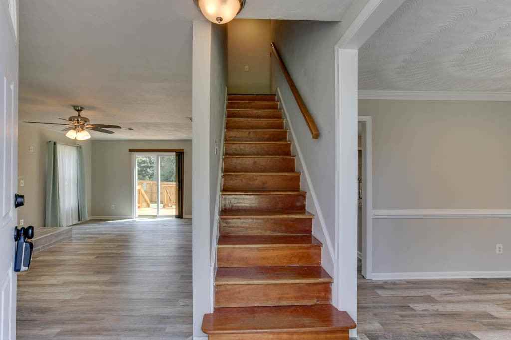3800 Sunset Pt #1 - Photo 5 of 36