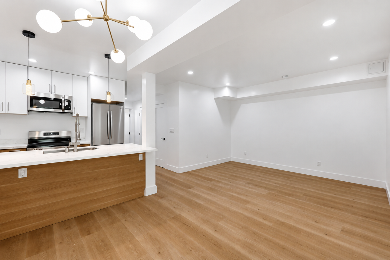 318A Harriet St #1 - Photo 2 of 27