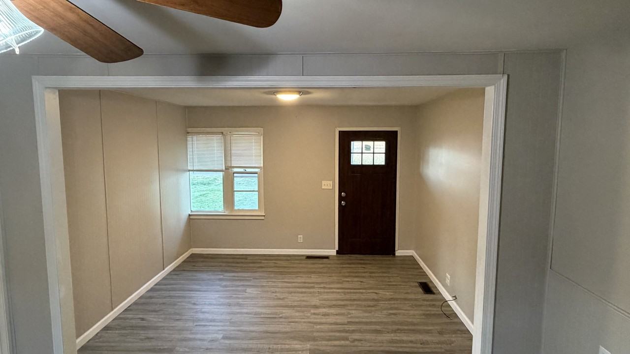 505 E Northline Rd #1 - Photo 2 of 14