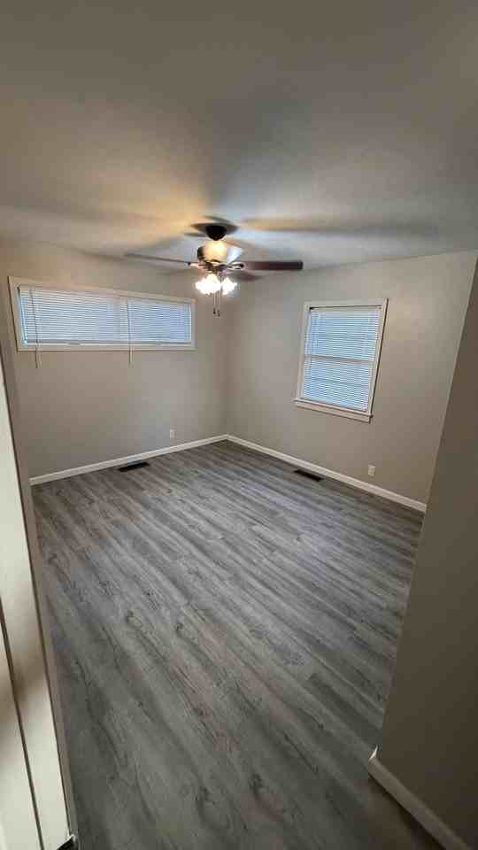 505 E Northline Rd #1 - Photo 5 of 14