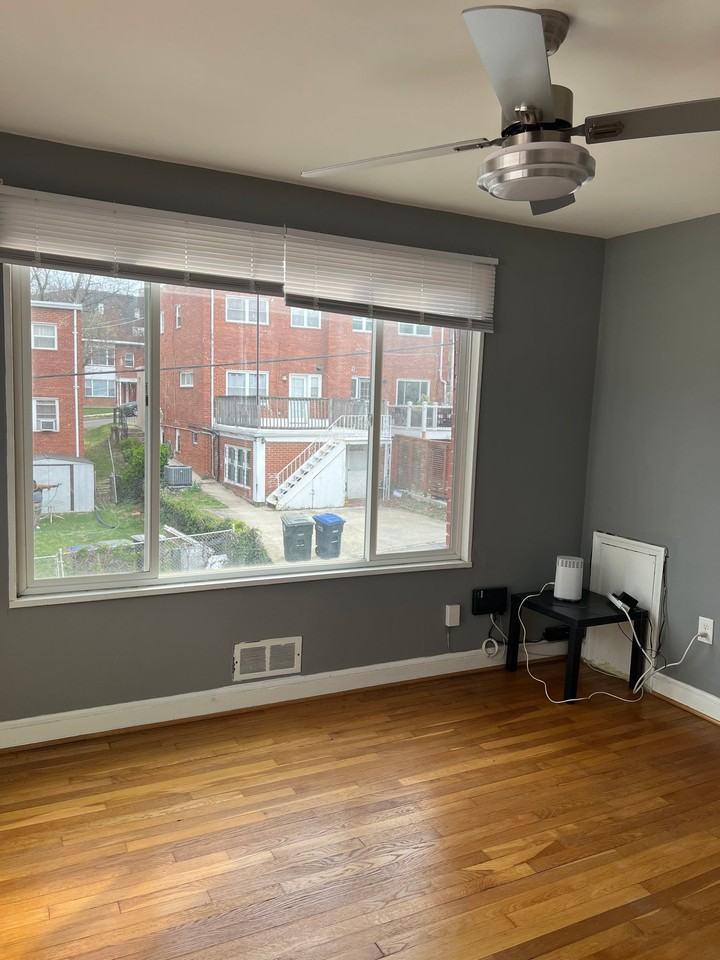 109 Webster St Ne #1 - Photo 6 of 14