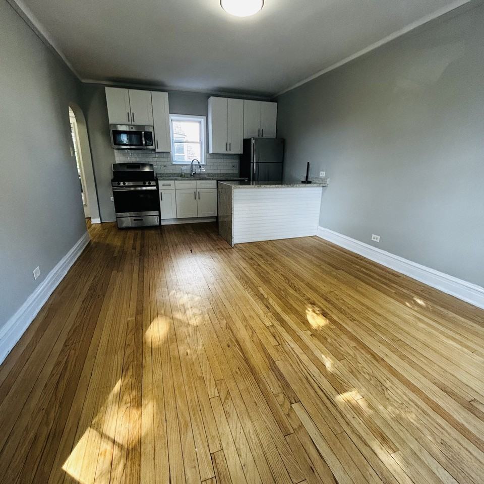 4714 West Byron - 4714-2F #4714-2F - Photo 3 of 27