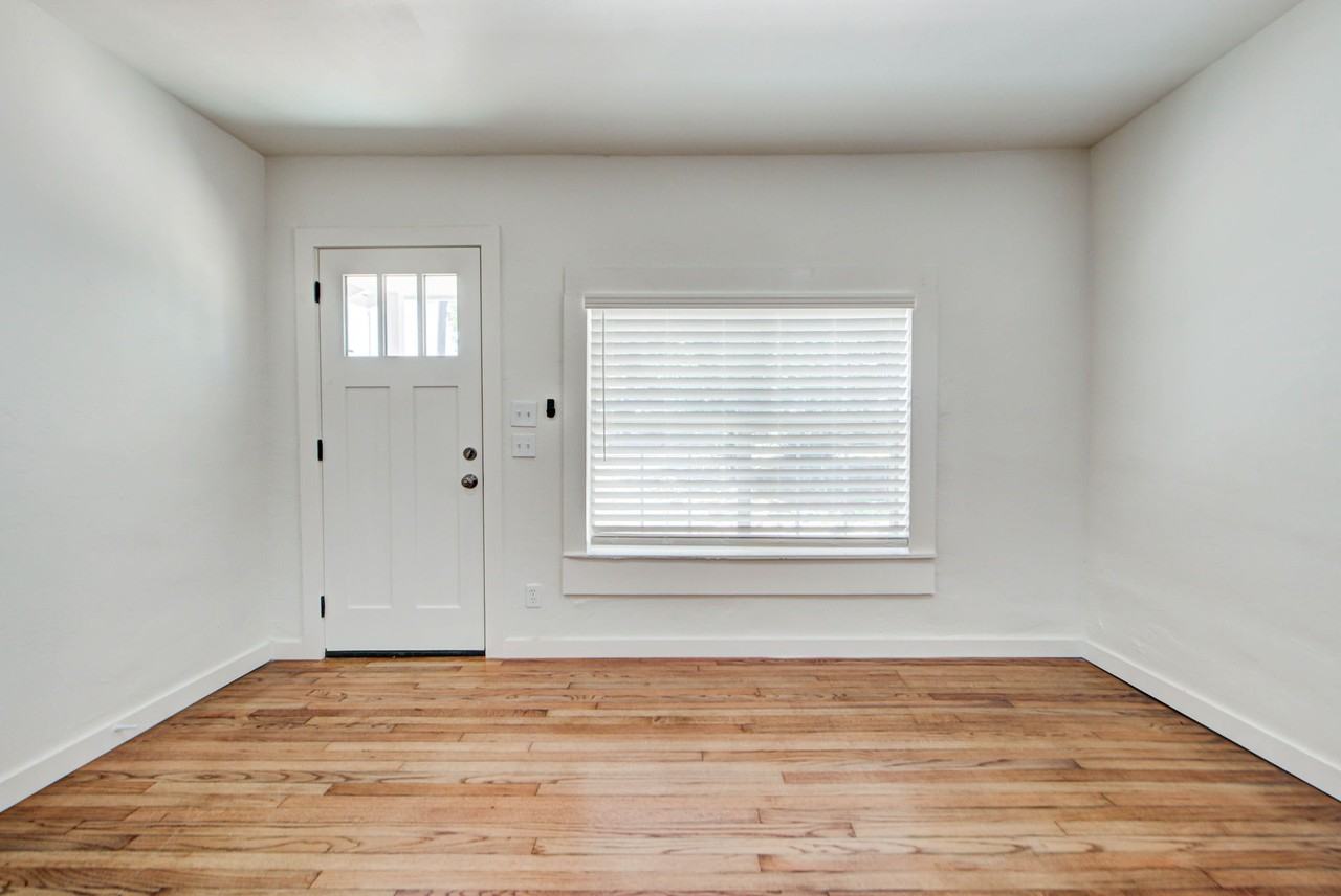 1815 Oklahoma Ave #1 - Photo 3 of 28
