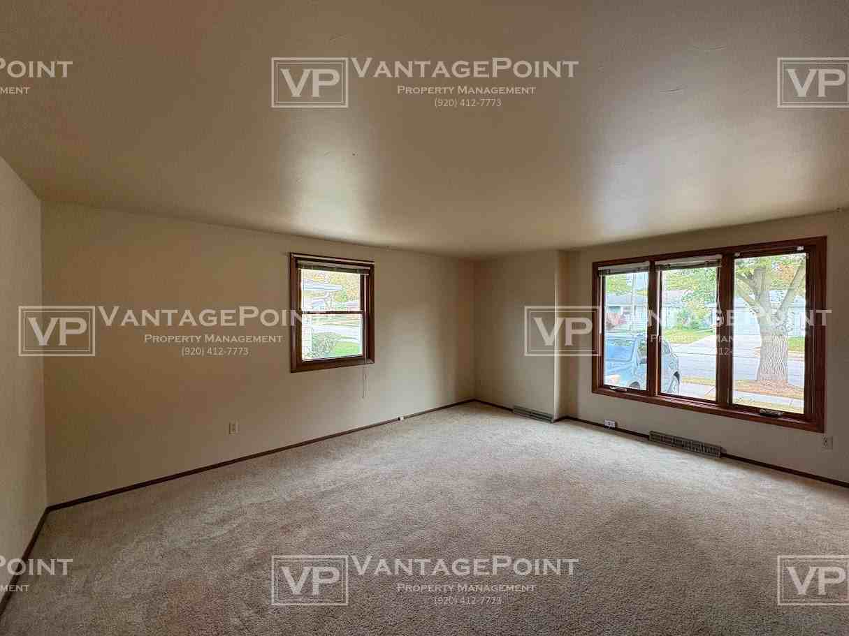 1415 Russell St #1 - Photo 7 of 15