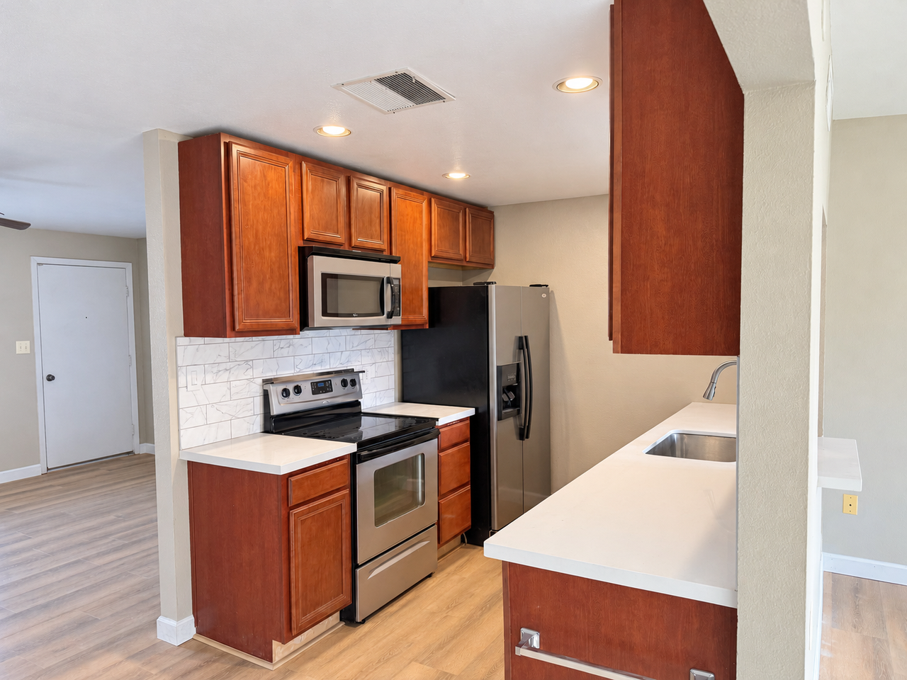 11009 S Bannock St #1 - Photo 7 of 15