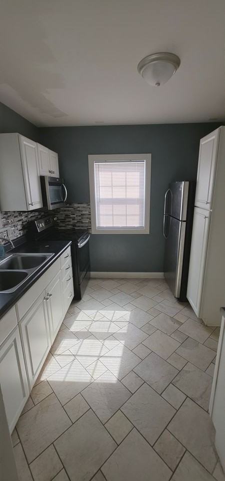 111 W Sherwood Ter - Photo 6 of 17