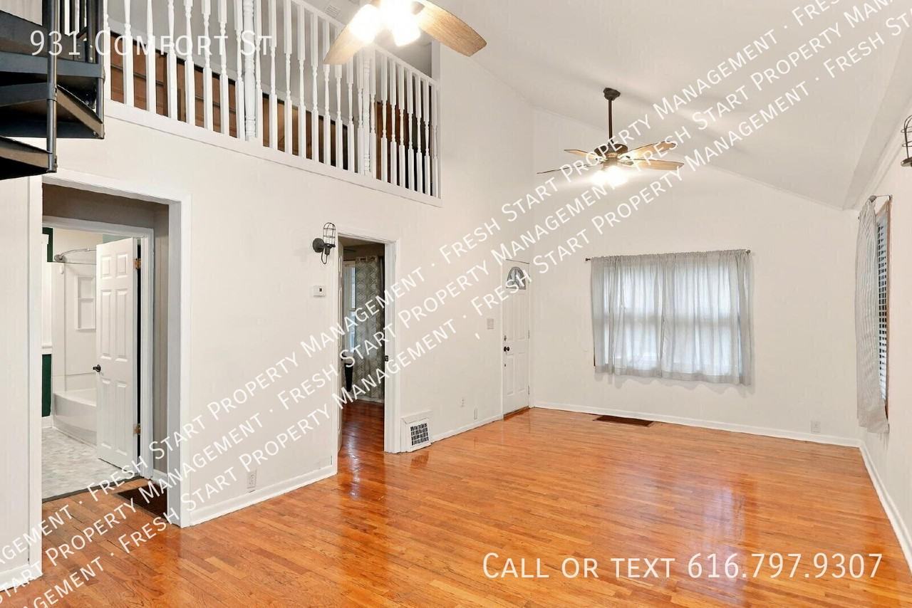 931 Comfort St - Photo 5 of 20