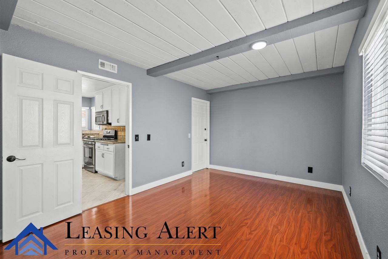27824 Larkmain Dr #1 - Photo 4 of 21