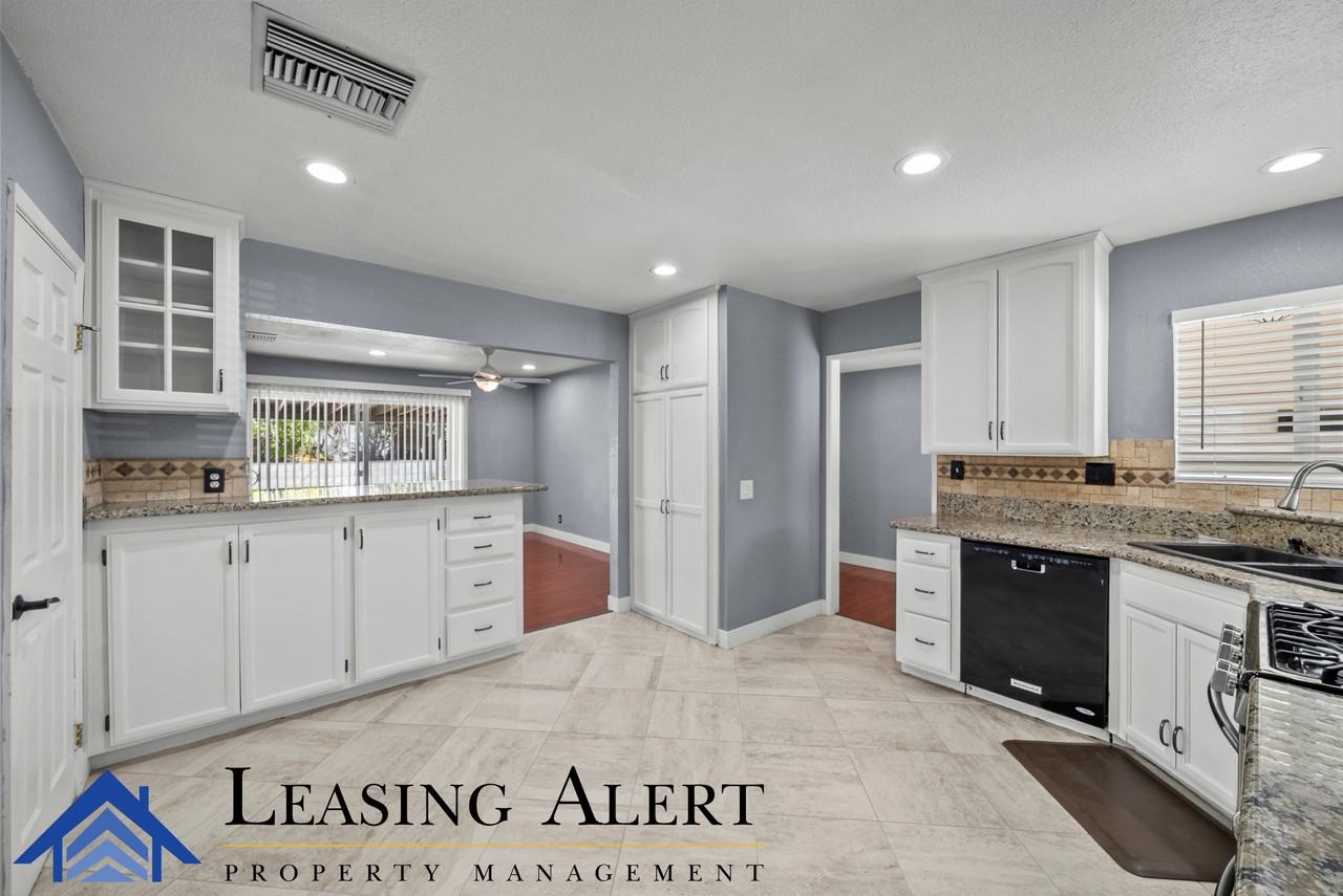 27824 Larkmain Dr #1 - Photo 6 of 21