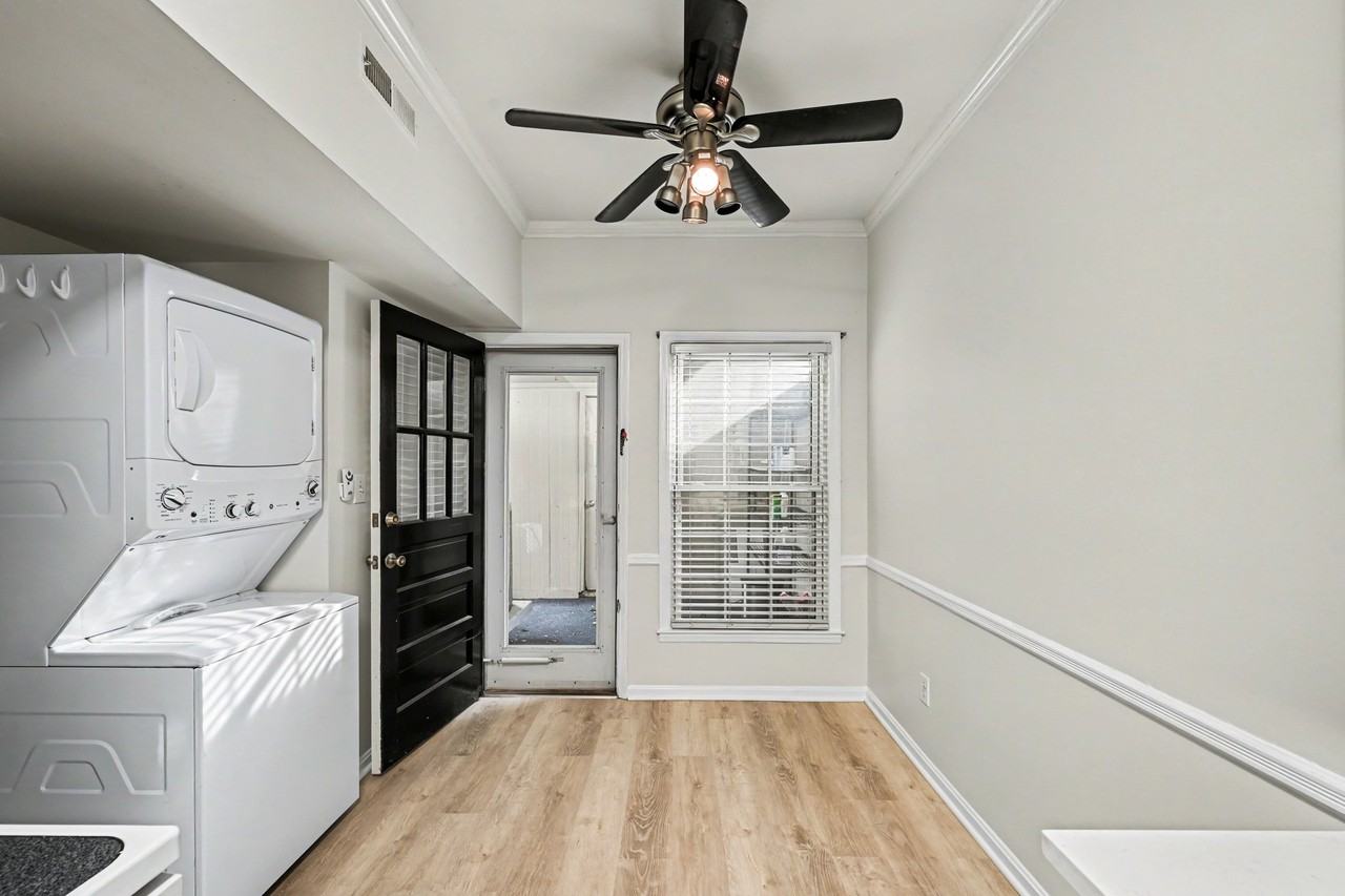 5945 Quail Hollow Rd #D - Photo 5 of 24