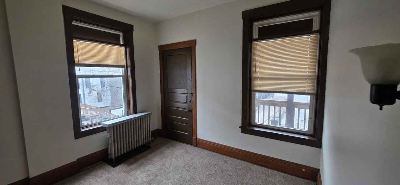 318 Brady St #5 - Photo 4 of 11