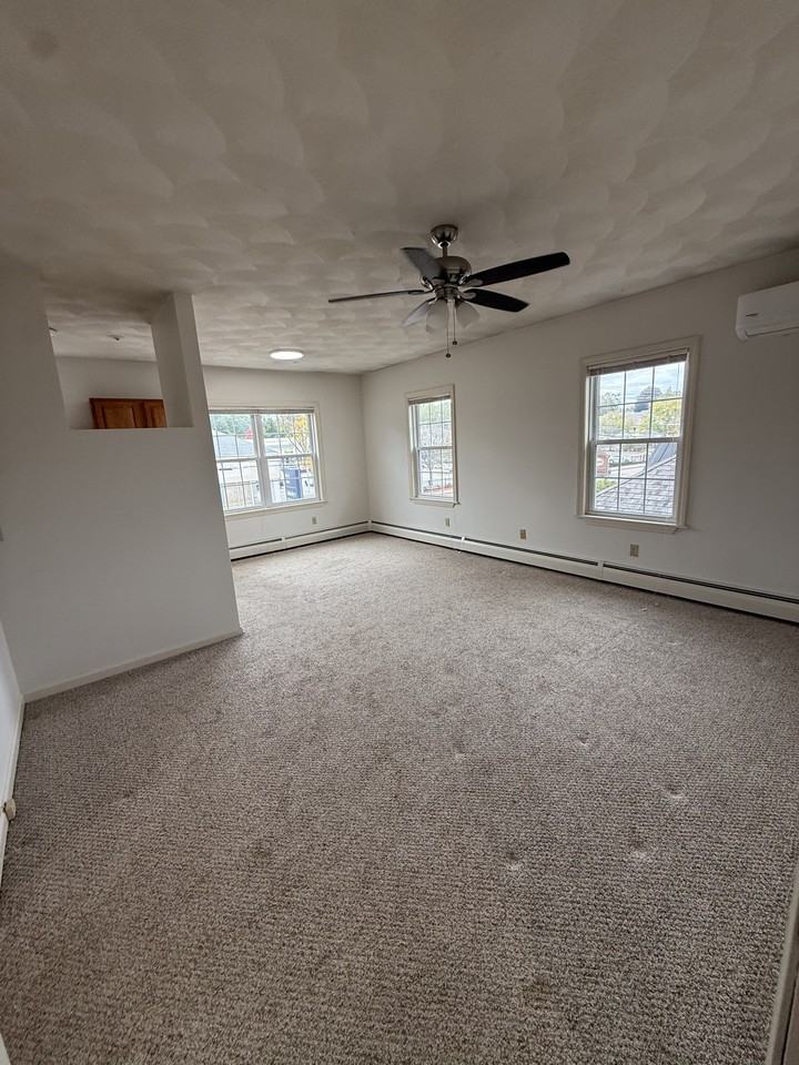572 Main St #1 - Photo 2 of 8