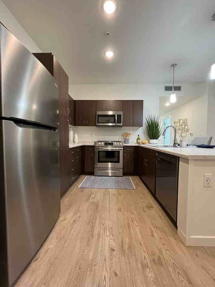 4703 Lexington Sky Ln #4718-301 - Photo 6 of 37