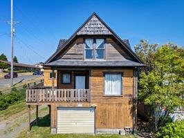 featured image of 216 N K St #4