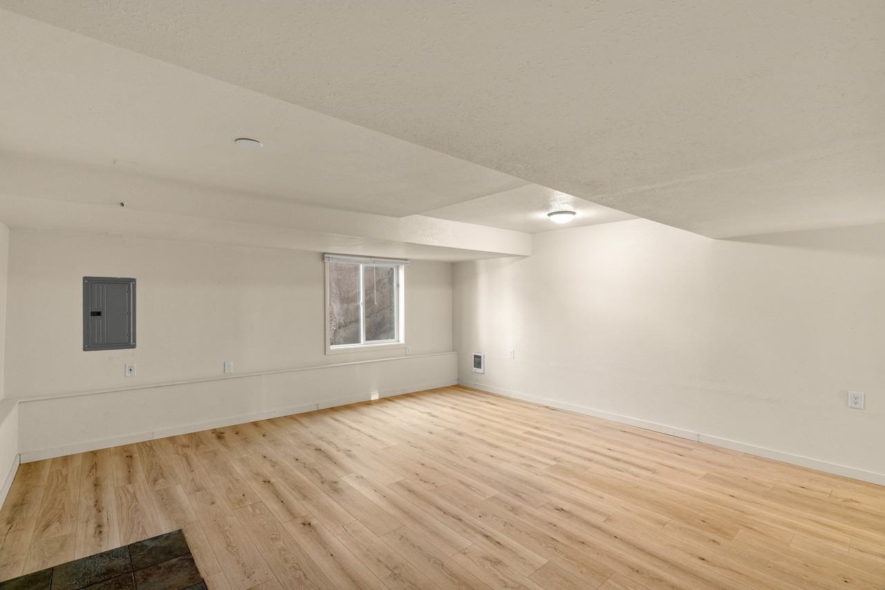 216 N K St #4 - Photo 3 of 18