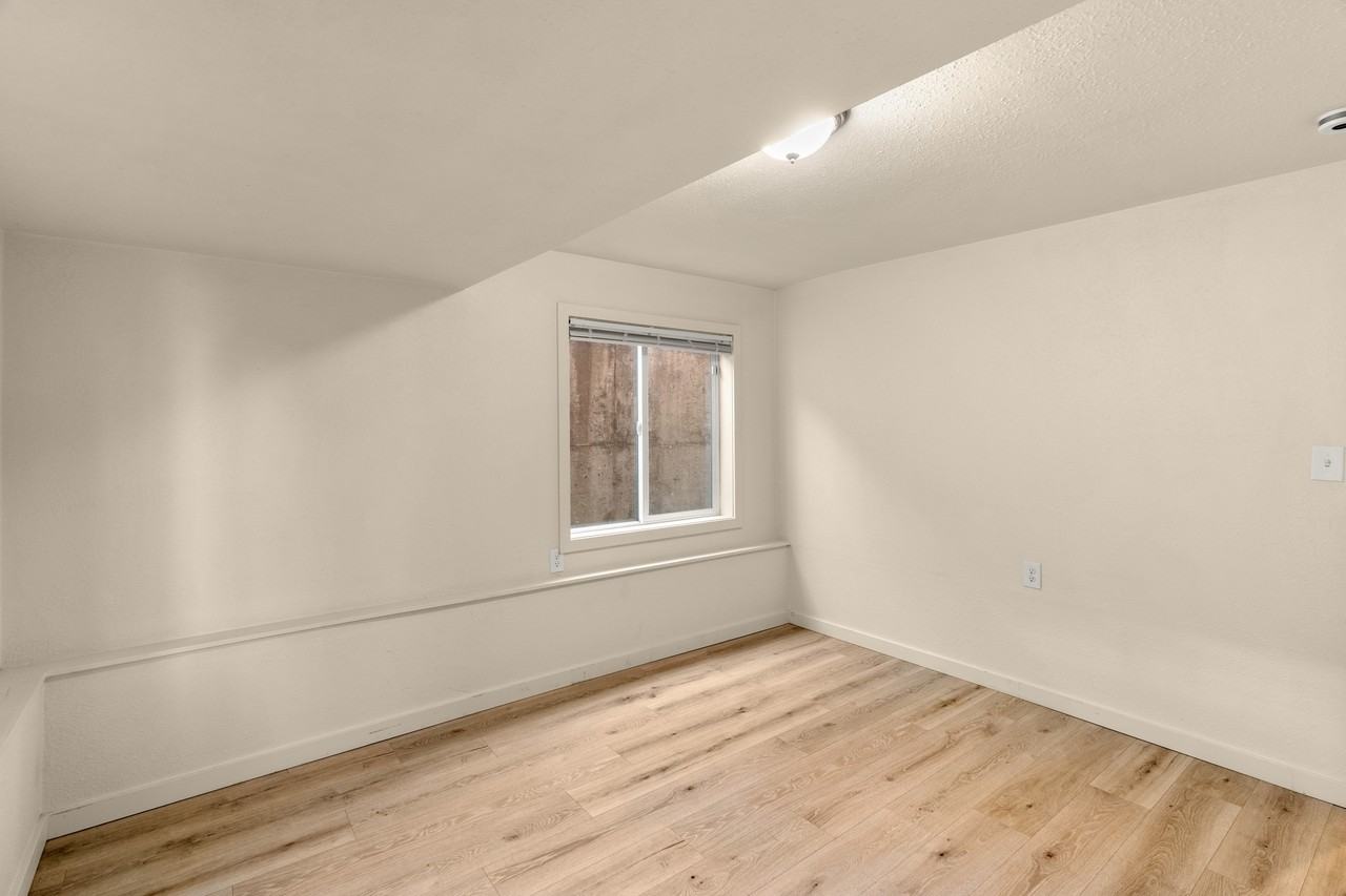 216 N K St #4 - Photo 6 of 18