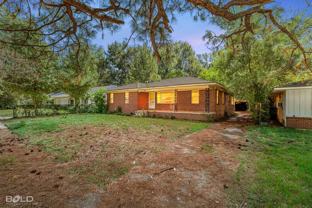 215 E Jordan St - Photo 1 of 1