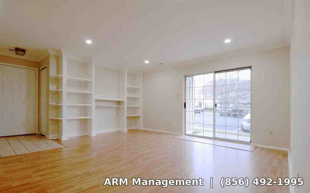 707 Sedgefield Dr #1 - Photo 7 of 13