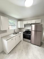 1321 Riverwood Dr #B - Photo 1 of 1