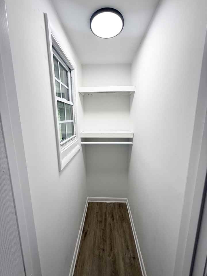 1321 Riverwood Dr #B - Photo 7 of 10