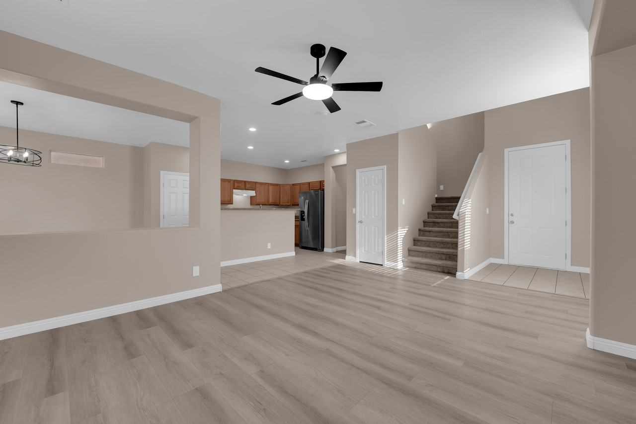 9018 Toast Ave - Photo 6 of 50