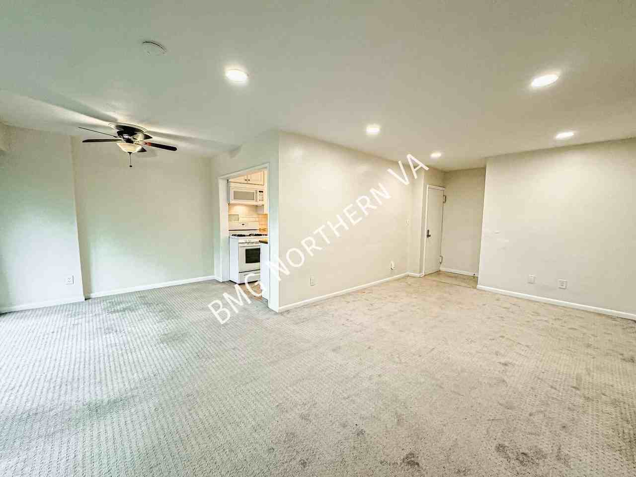 49 Skyhill Rd #202 - Photo 5 of 24