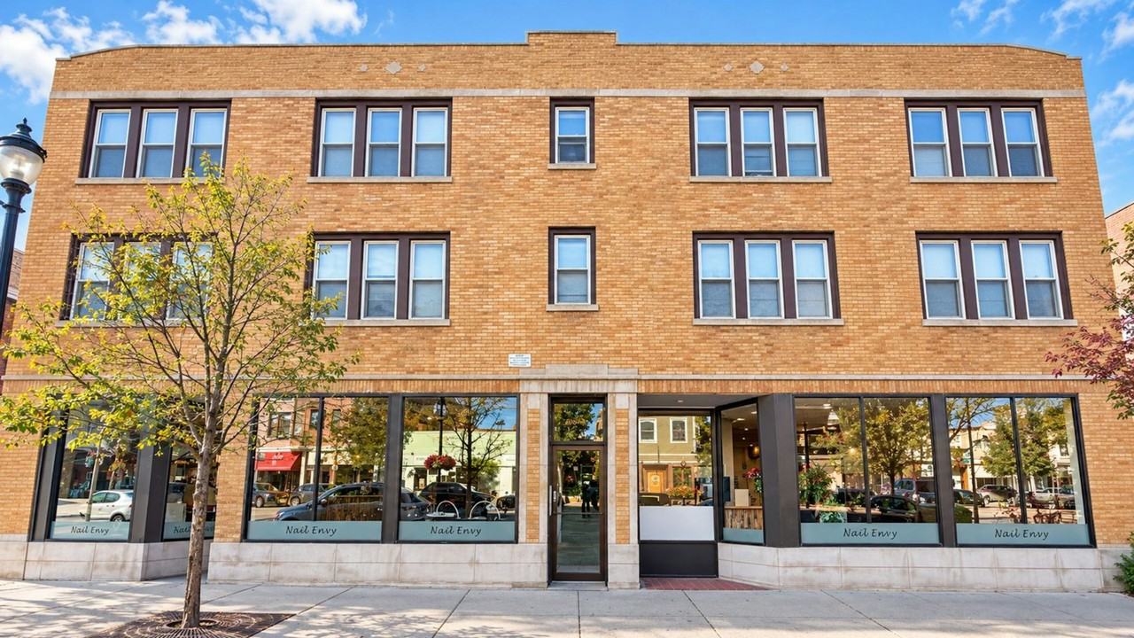 2510 North Lincoln Avenue, Unit 2A - Photo 6 of 6