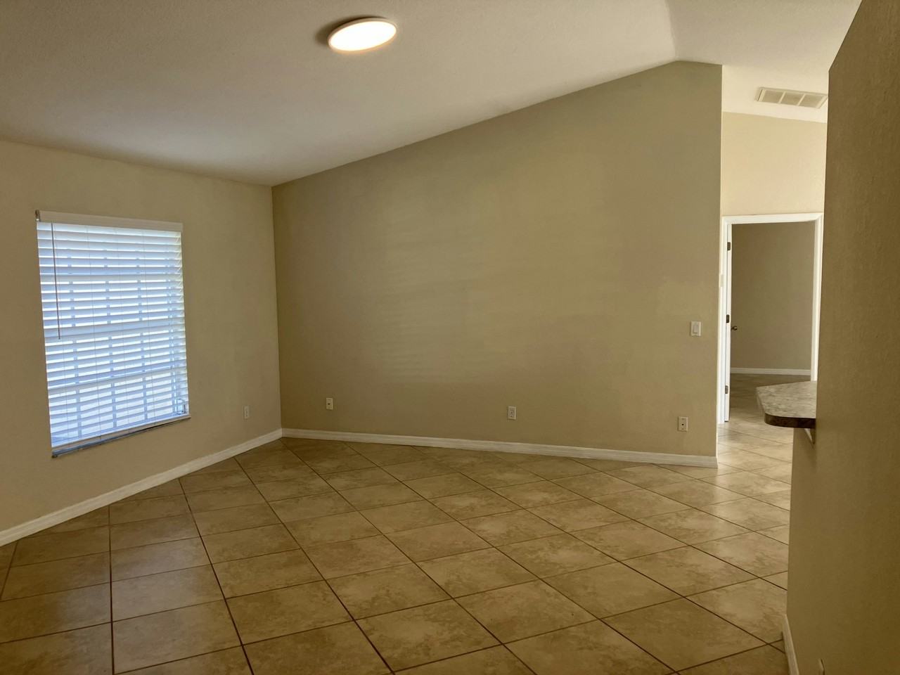 12207 Cotorro Avenue - Photo 4 of 19