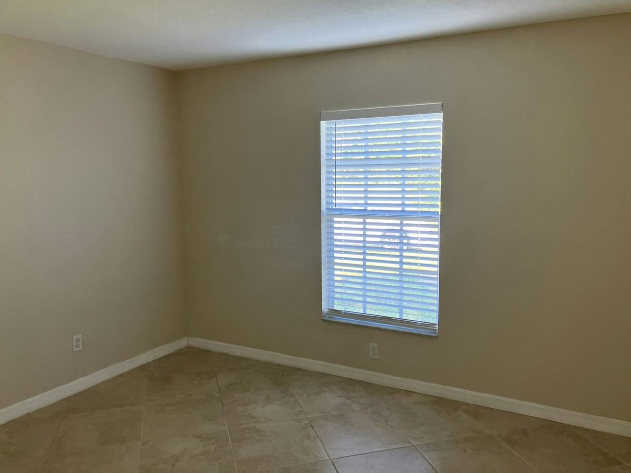 12207 Cotorro Avenue - Photo 5 of 19