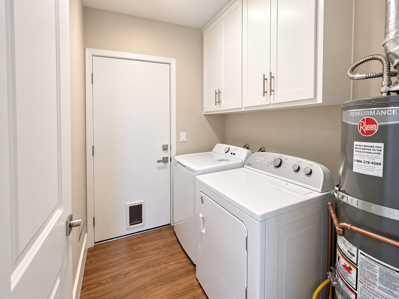 923 Ripley St - Photo 5 of 12