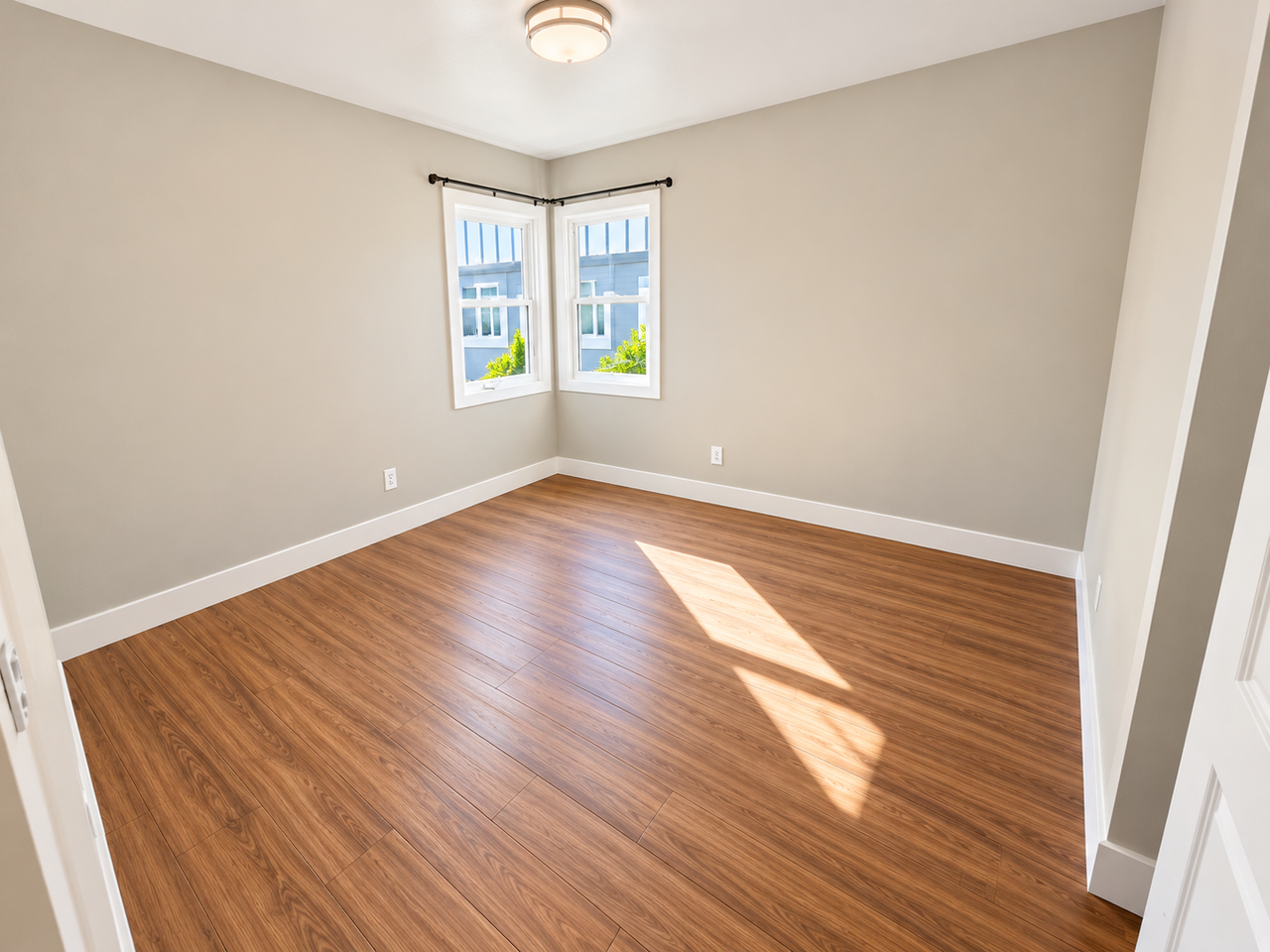 923 Ripley St - Photo 7 of 12