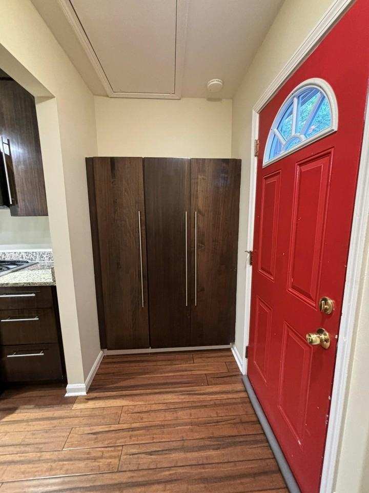 498 Saint Louis Street - Photo 7 of 15