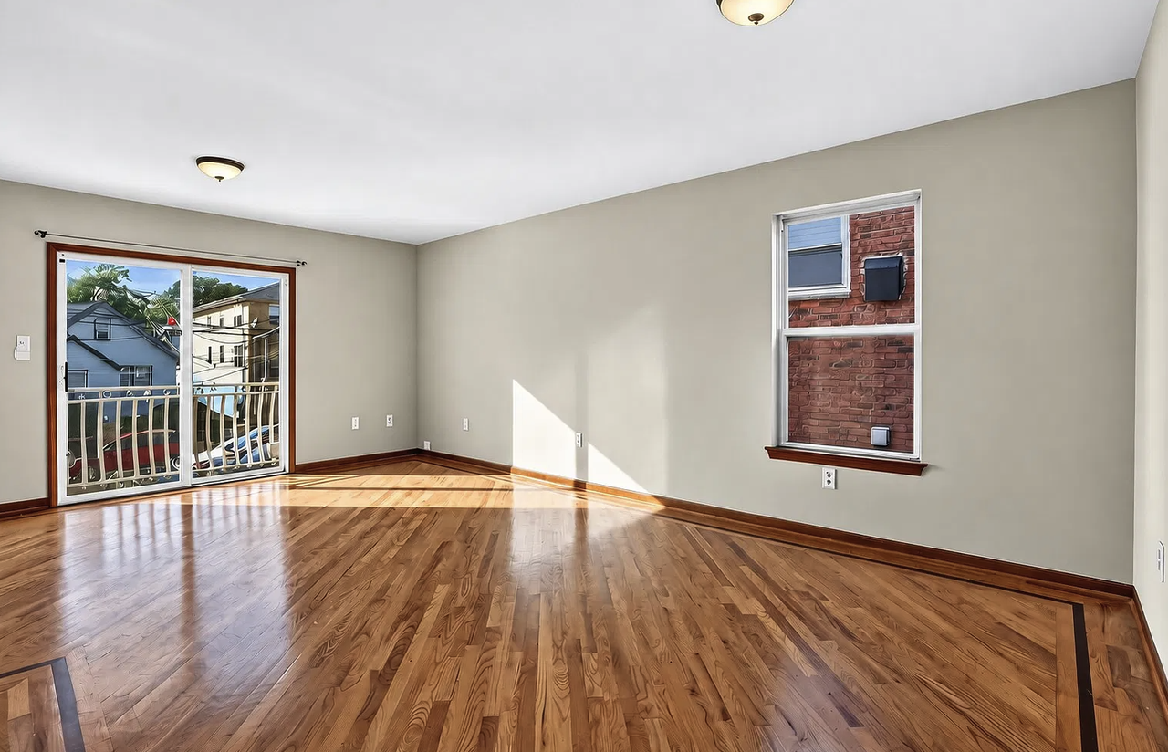 921 Jackson Ave, Unit 1 - Photo 3 of 11